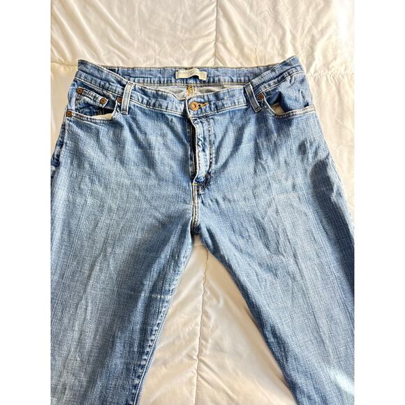 Levi’s 550 Relaxed Boot Cut Jeans Men’s 34x29 Light Wash Denim USA Made - Picture 2 of 7